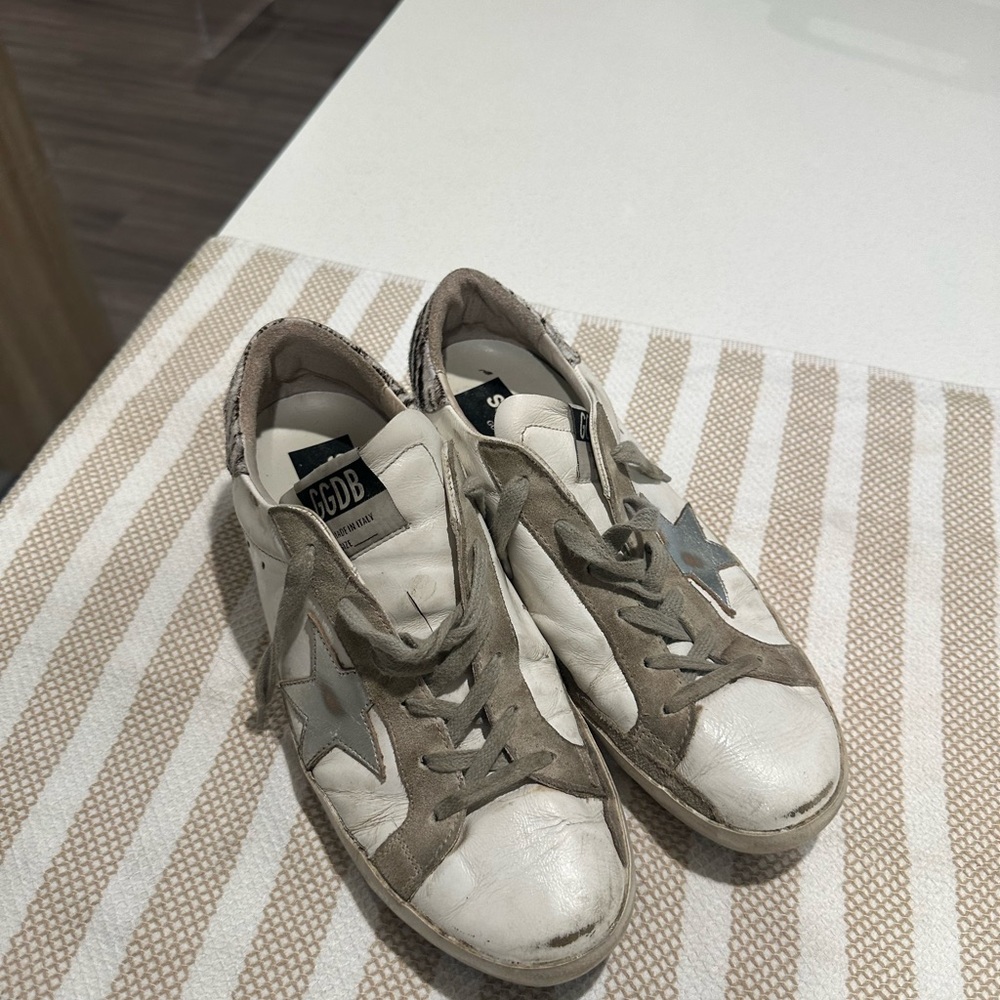 Golden Goose Superstars Size 39